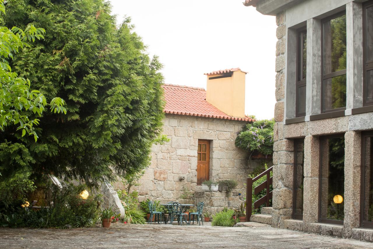 Quinta De Lourosa Guest House Lousada Exterior photo